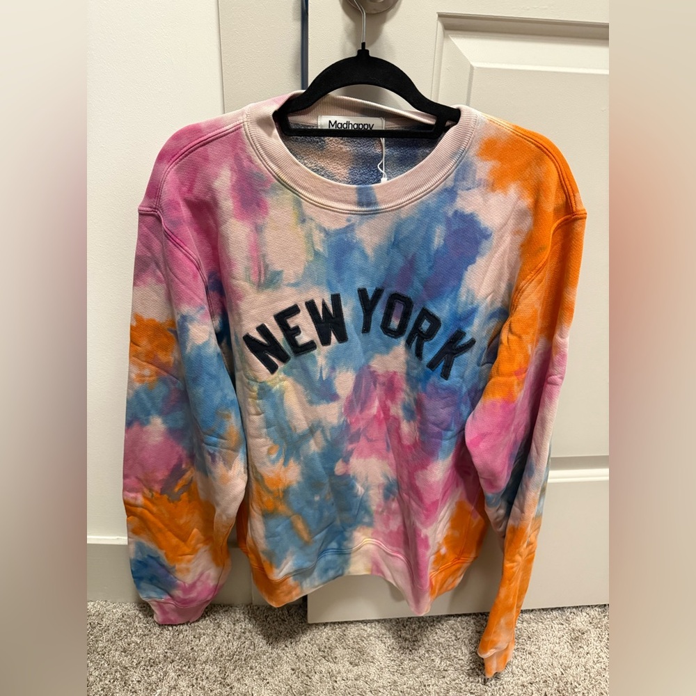 Mad Happy Medium New York City Tie Dyed Sweatshirt. 💕⚡️